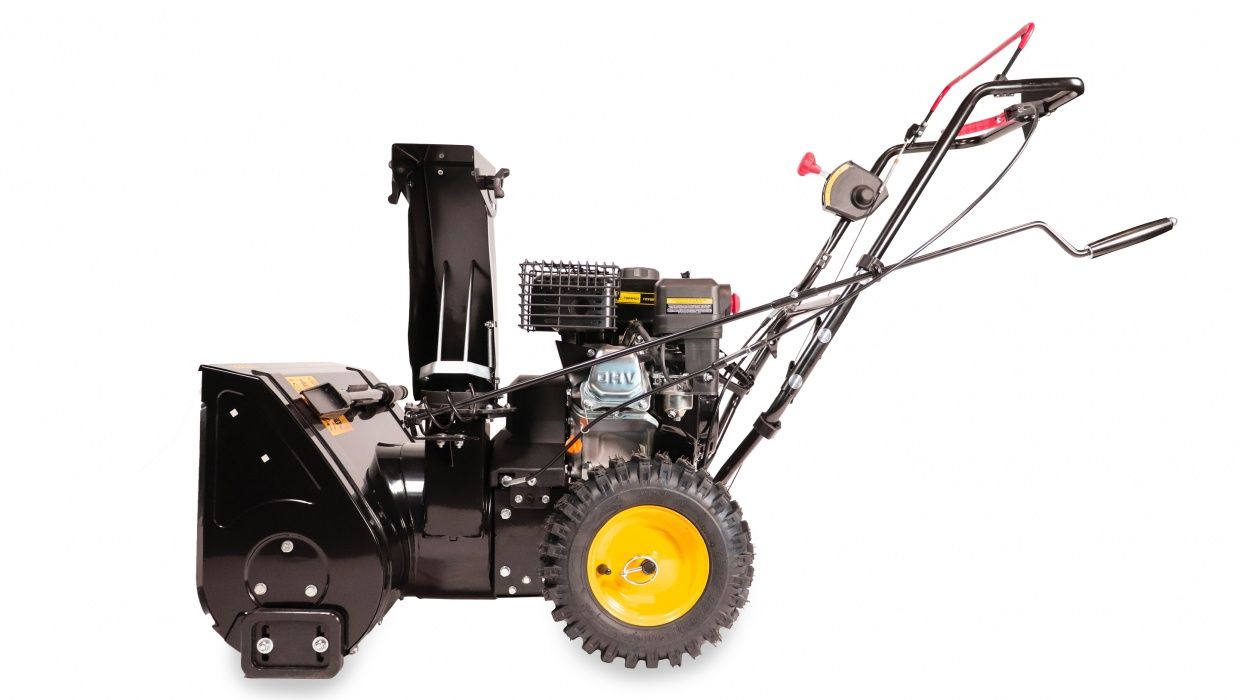 Снегоуборщик  бензиновый CHAMPION ST556