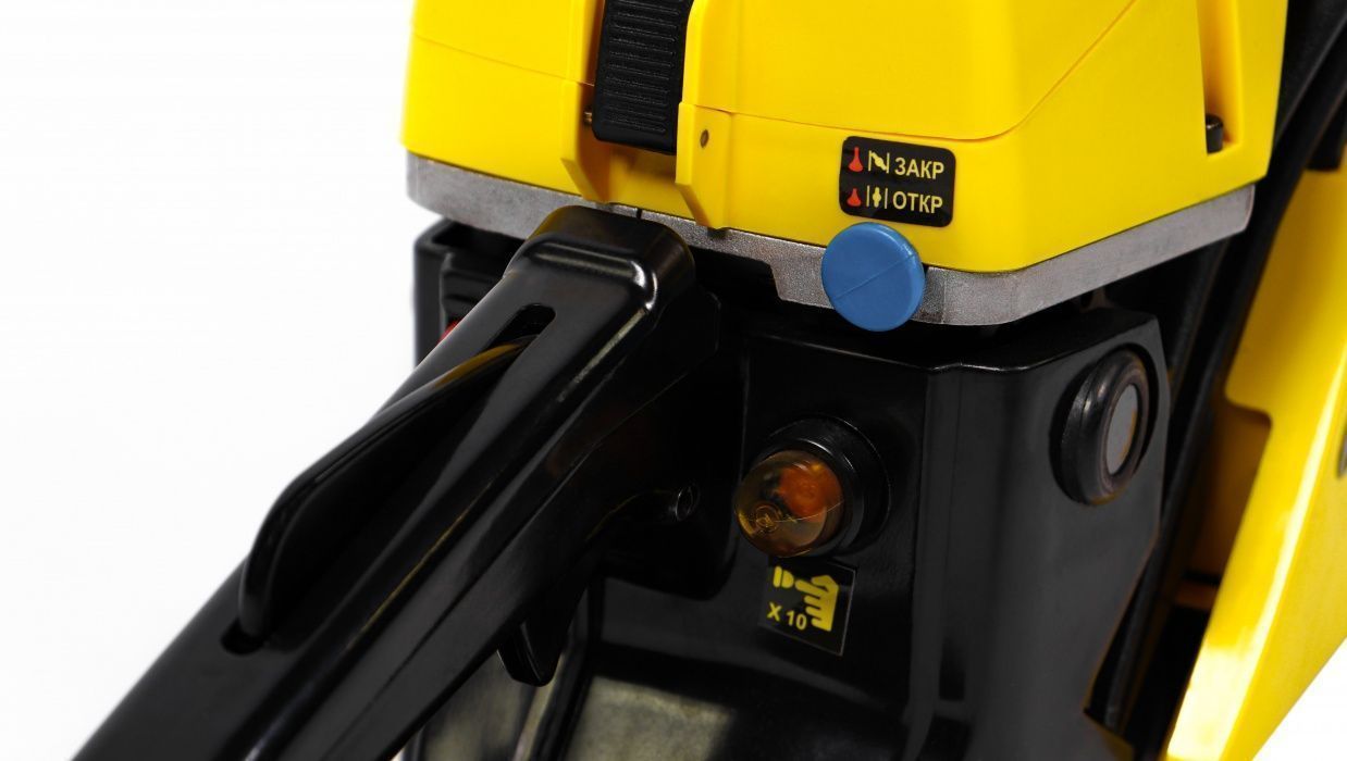 Бензиновая цепная пила CHAMPION A256-15 + АКЦИЯ - подарок