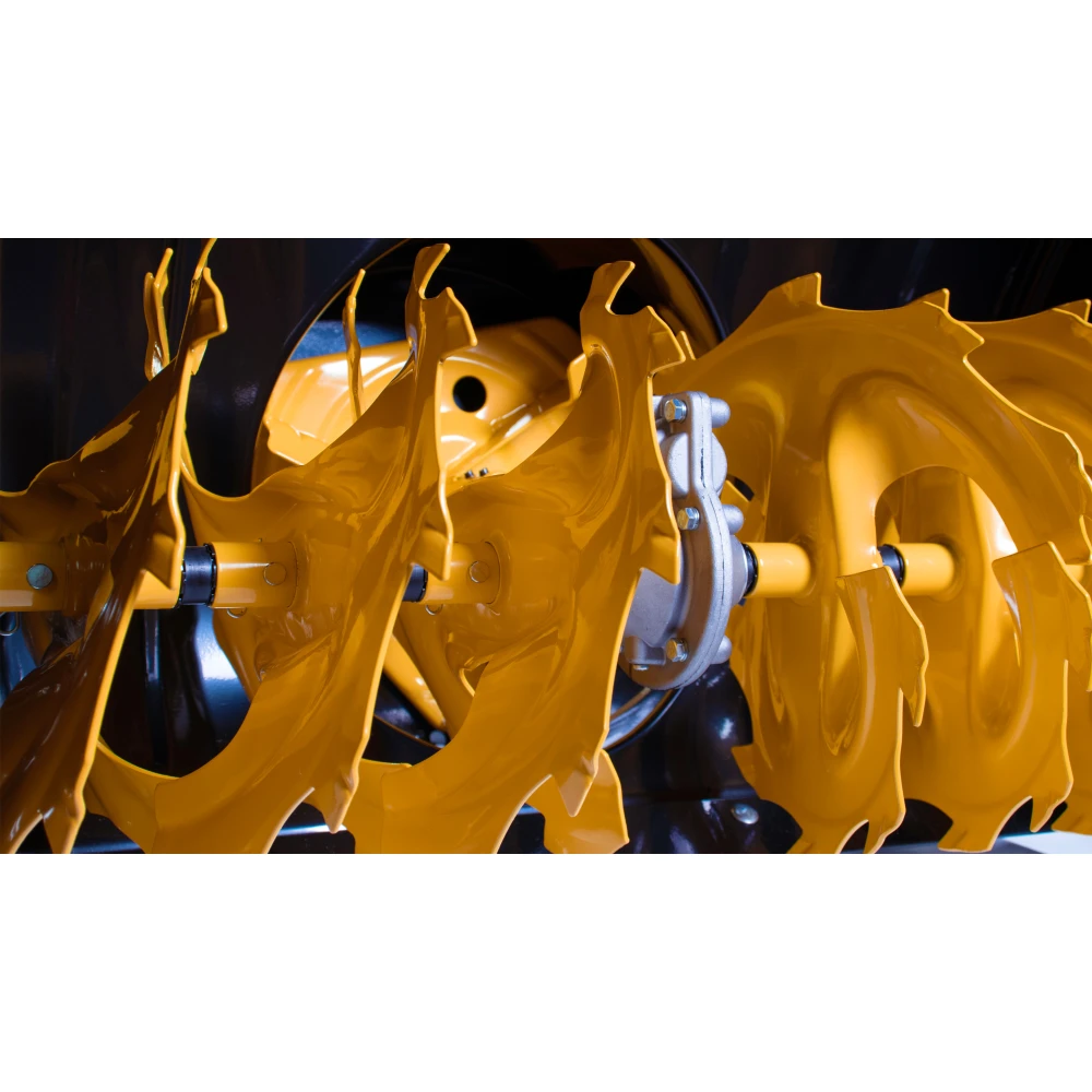 Снегоуборщик бензиновый CHAMPION STT1171E