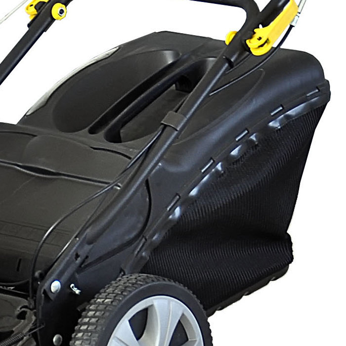 Бензиновая газонокосилка самоходная CHAMPION LM4630