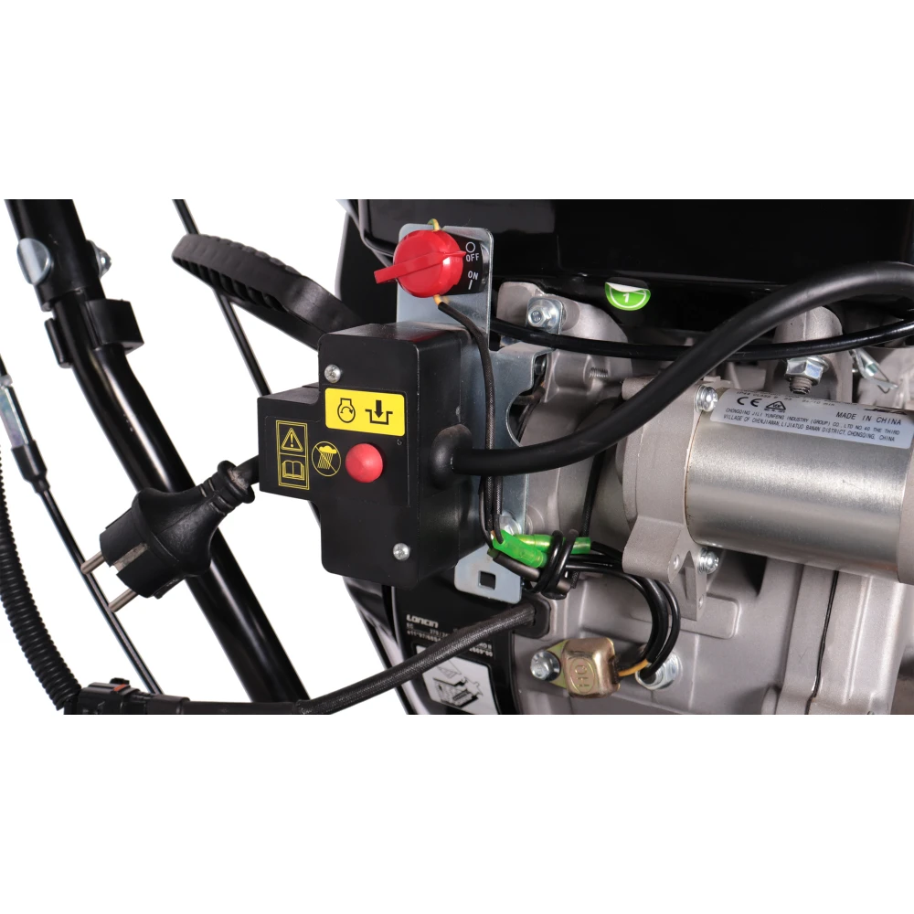 Снегоуборщик бензиновый CHAMPION ST861E