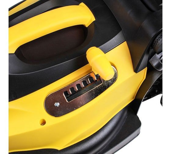 Электрическая газонокосилка CHAMPION EM3815